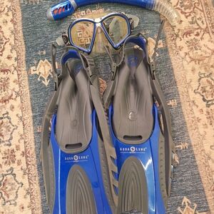 Aqua Lung S/M (5-9.5 fins)Snorkeling Set